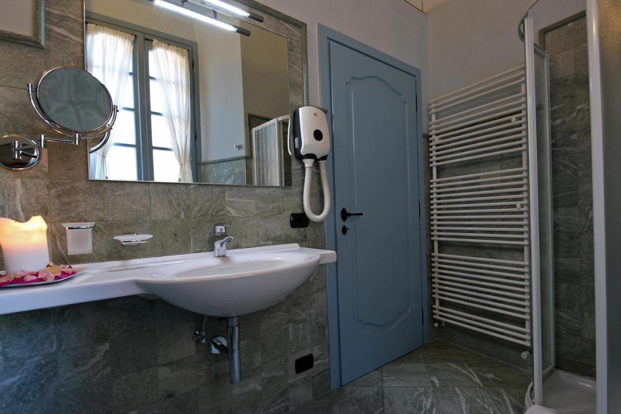 Aparthotel Palazzo Del Vicere Lezzeno Exteriér fotografie