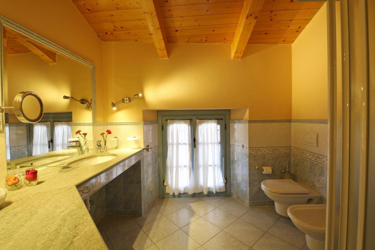 Aparthotel Palazzo Del Vicere Lezzeno Exteriér fotografie