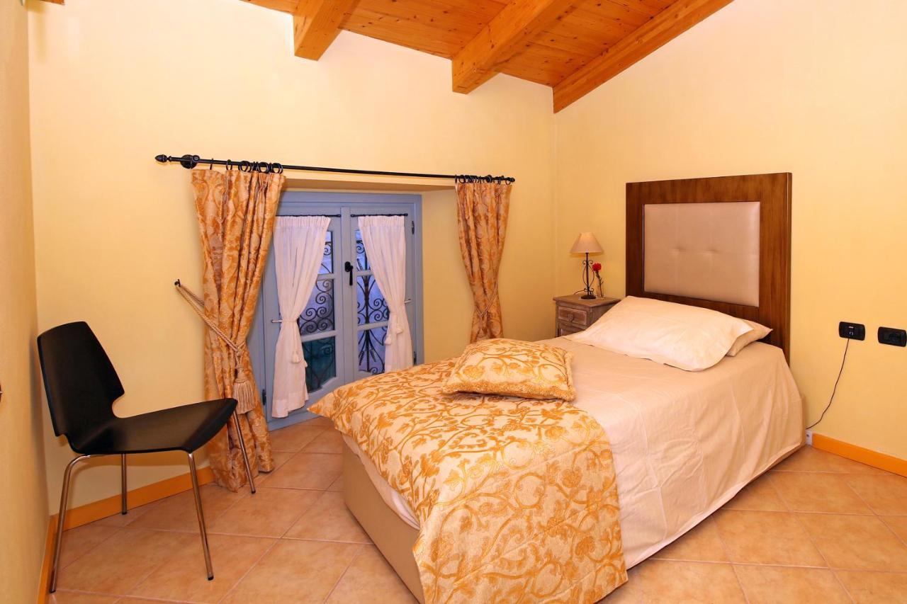 Aparthotel Palazzo Del Vicere Lezzeno Exteriér fotografie