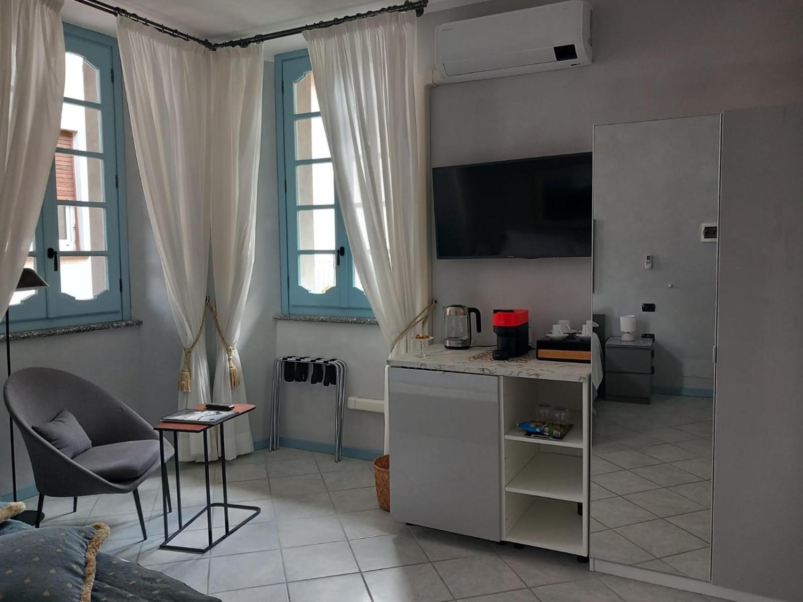 Aparthotel Palazzo Del Vicere Lezzeno Exteriér fotografie
