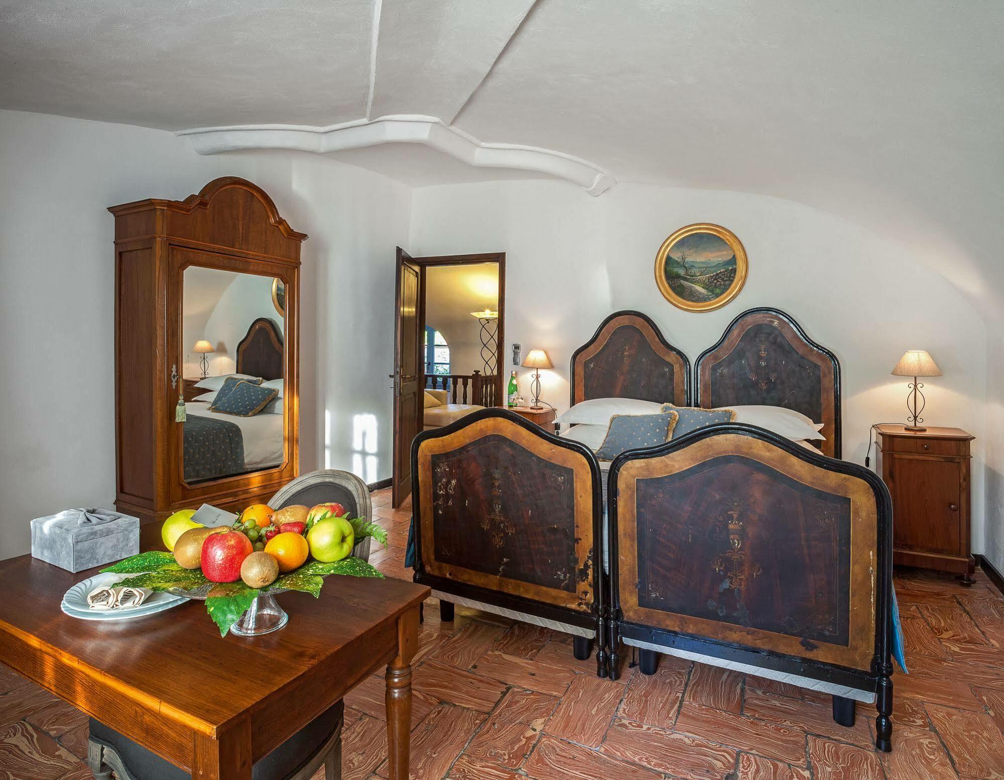 Aparthotel Palazzo Del Vicere Lezzeno Exteriér fotografie