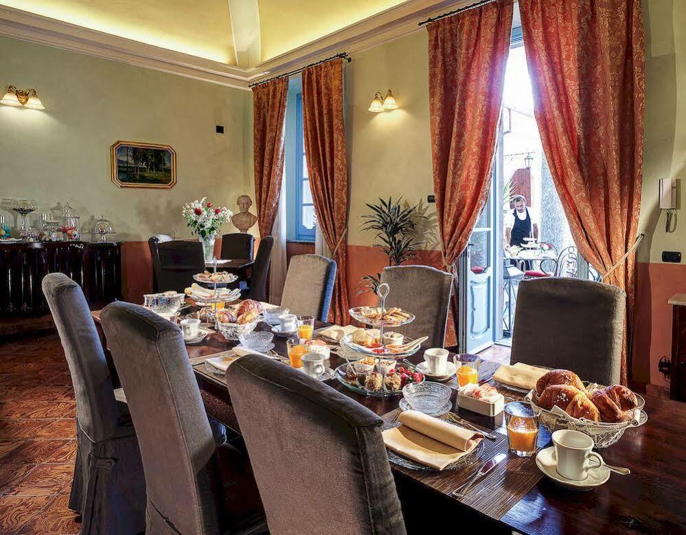 Aparthotel Palazzo Del Vicere Lezzeno Exteriér fotografie